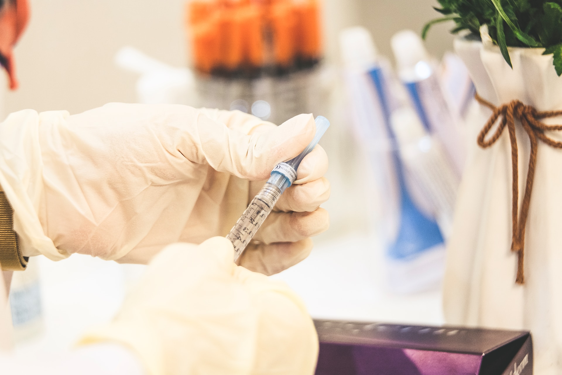 You are currently viewing BIOREVITALIZARE TEGUMENTARA CU SKINBOOSTERE